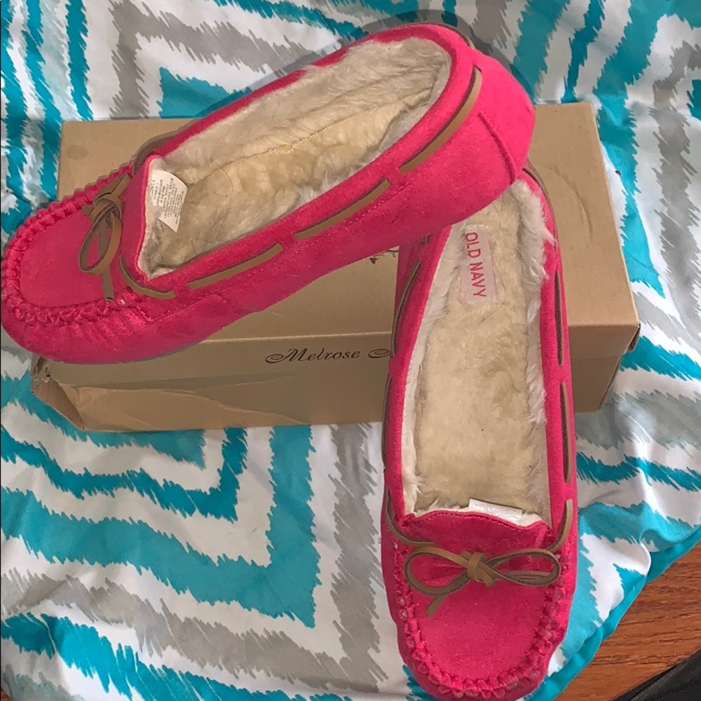 Pink moccasins NWOT